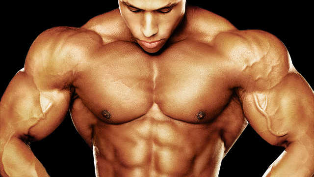 Bodybuilder en prise de masse