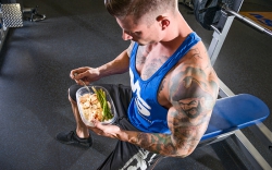 Was sollte man nach einem Krafttraining essen?